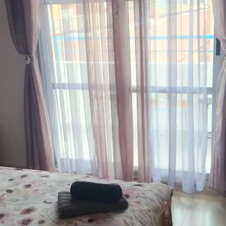 Perla Del Mar 몬코파르