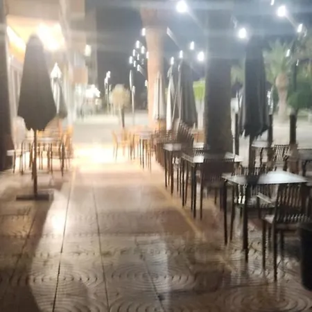 Perla Del Mar 몬코파르