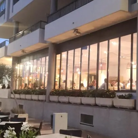 Perla Del Mar Апартаменты *